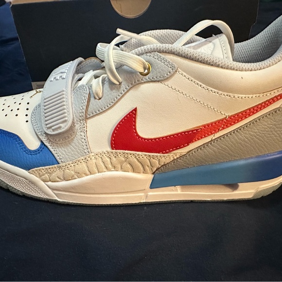 Air Jordan Legacy 312 Low white/university red w/box - Picture 3 of 6